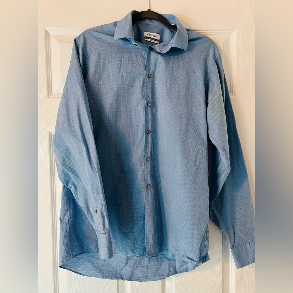 Calvin Klein Men’s Light Blue Dress Shirt